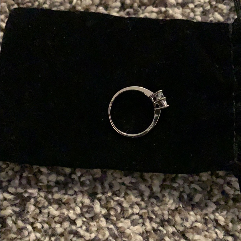 Ring - Picture 2 of 3